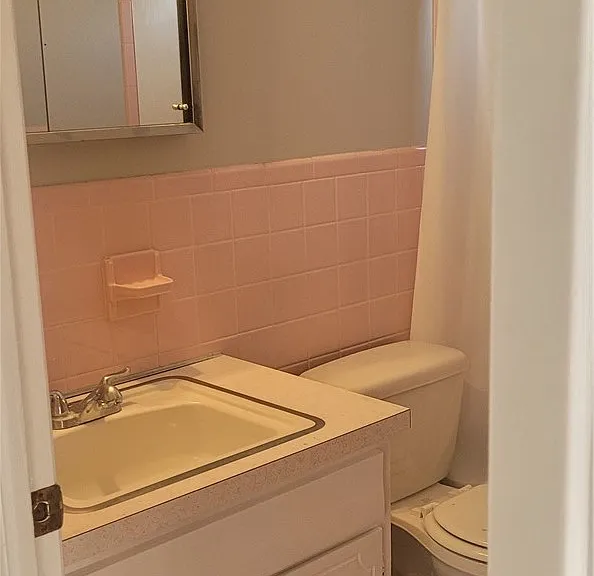425 Joe McCarthy Dr — Photo 7