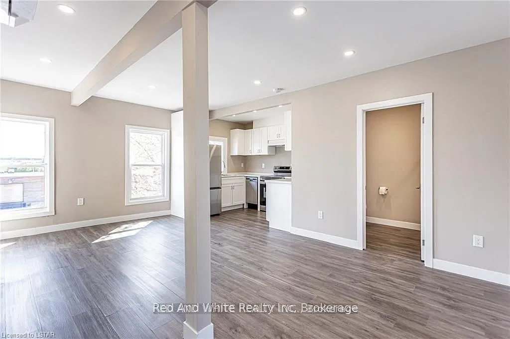 2 bed, $1,449 — Photo 4