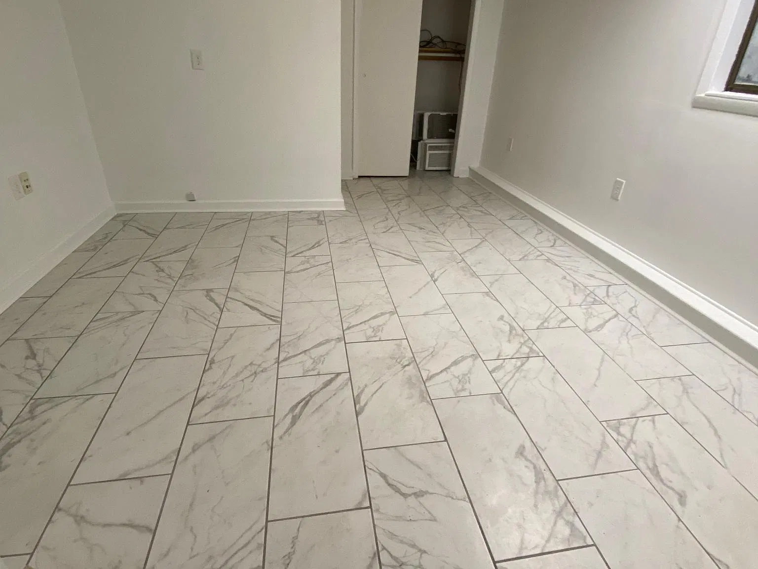 4 bed, 1431 sqft, $2,400 — Photo 2