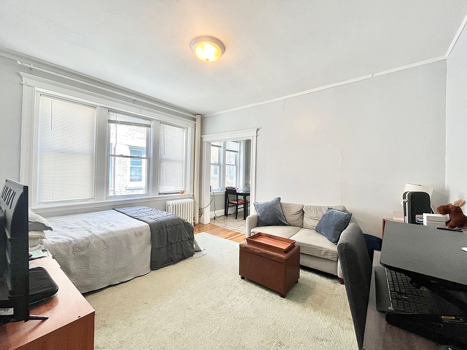 1st image of 1641 Commonwealth Ave APT 11