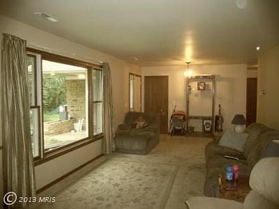 3rd image of 9049 Charity Ln
