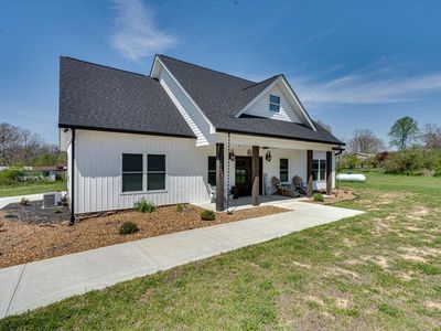 84 18th Ave, Gruetli Laager, TN, 37339