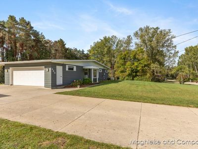 480 Cumings Ct NW, Sparta, MI, 49345