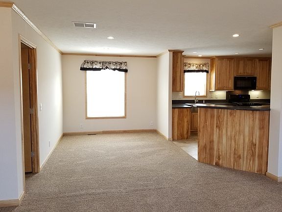 4th image of 9900 Townsquare Blvd #318