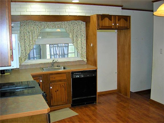 5th image of 1510 Catalina Pl