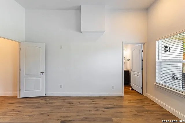730 Avenue A — Photo 30