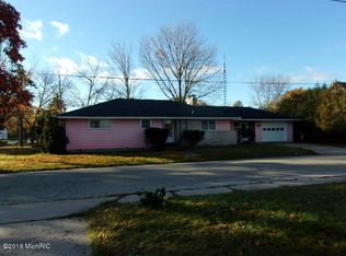 275 Hughes St, Manistee, MI 49660