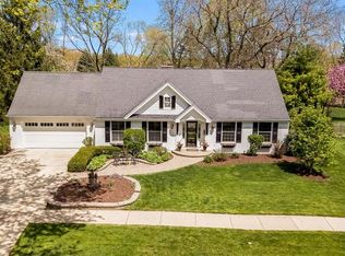 1538 Allen Ln, Saint Charles, IL 60174