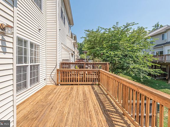 2nd image of 102 Blossom Ln