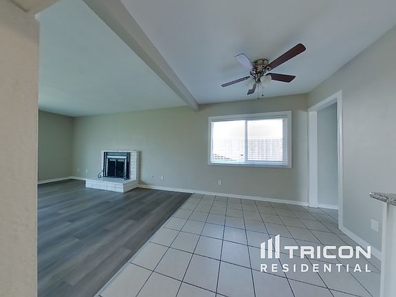 5th image of 25030 Gentian Ave