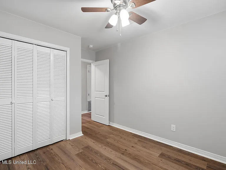 8505 Mermaid Ave — Photo 11