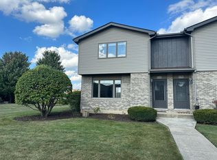 716 Sojourn Rd, New Lenox, IL 60451