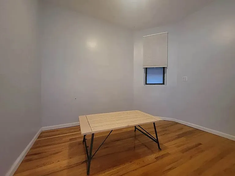 90 Clinton Ave #1R — Photo 5