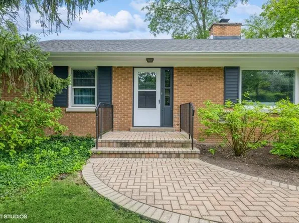 107 Ridge Rd, Highland Park, IL 60035