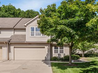 3518 Meadow Grove Trl, Ann Arbor, MI 48108