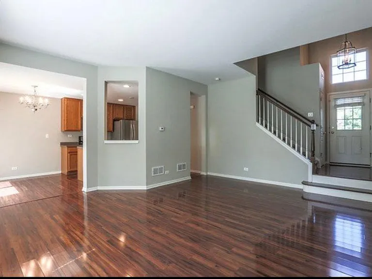 565 Conservatory Ln — Photo 14