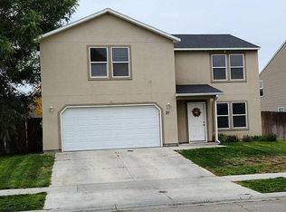 27 N Amanda Dr, Nampa, ID 83651