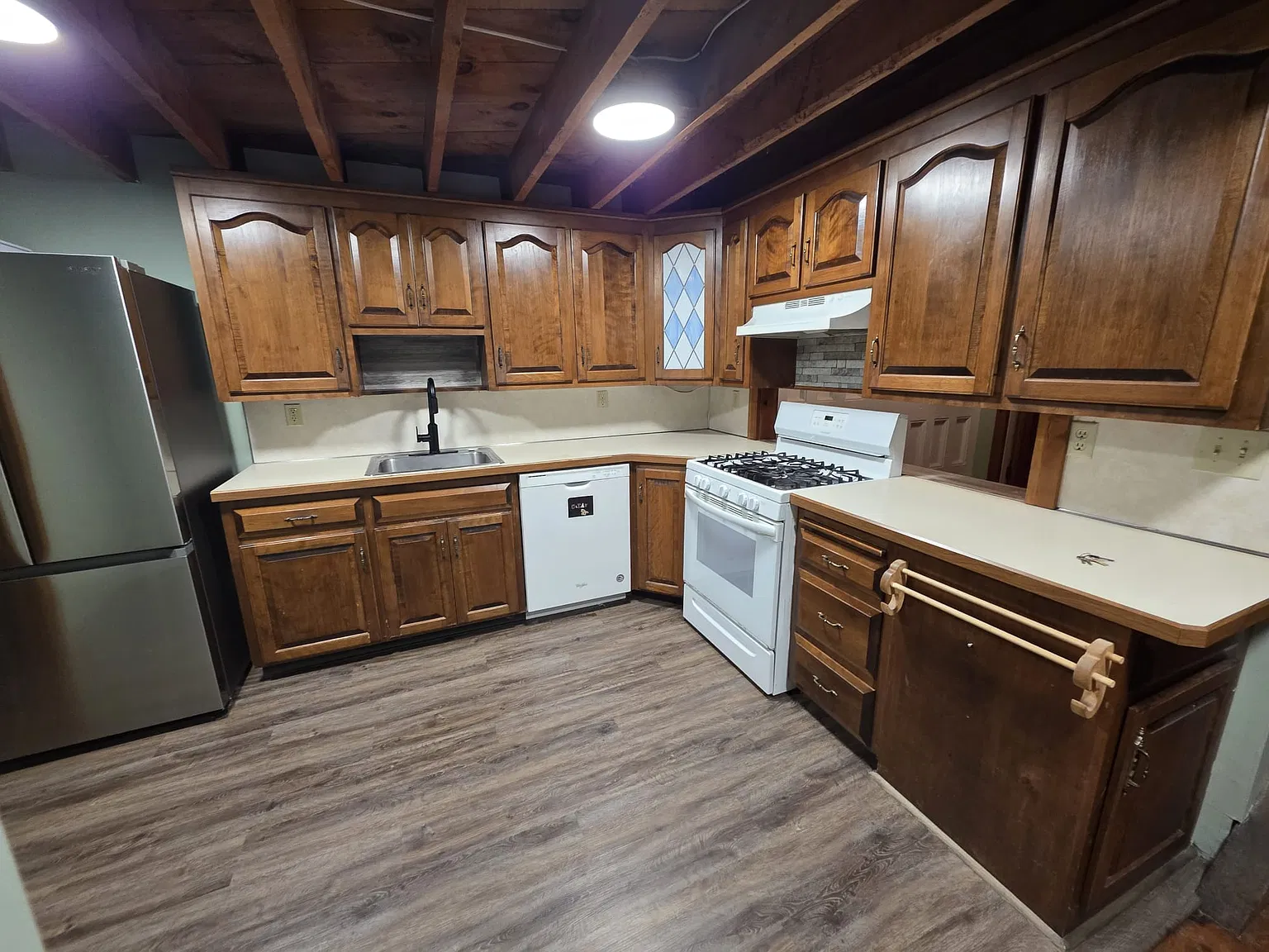 2 bed, $1,400 — Photo 1