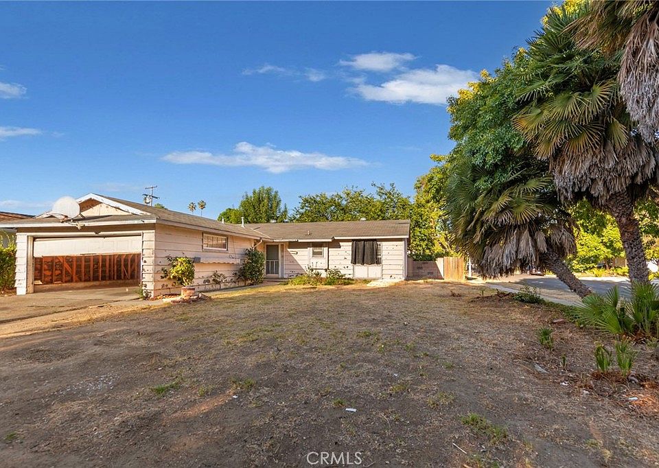 1st image of 6227 Glide Ave