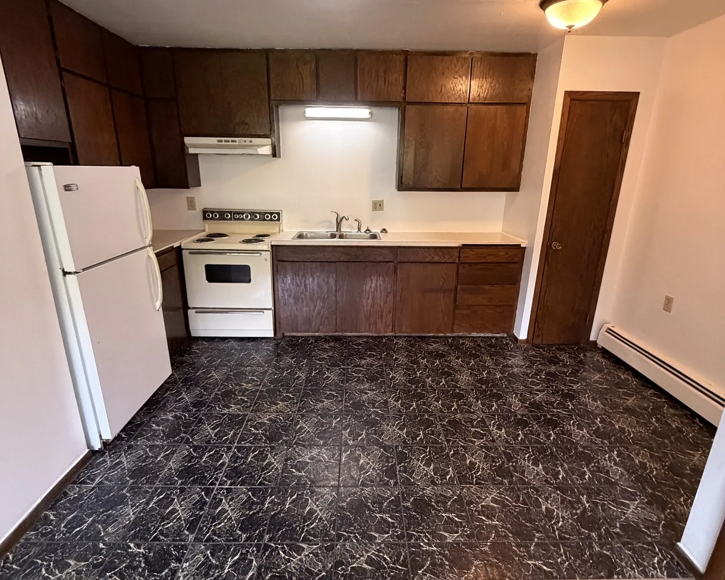 1225 E Union Ave — Photo 2