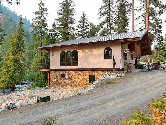 4-7001 Icicle Rd Leavenworth WA-large-00