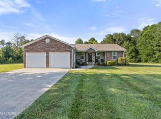 210 Ten Mile Ln, Ten Mile, TN 37880