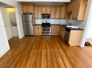 833 Erie St #9461, Oakland, CA 94610