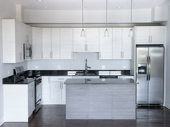 5th image of 2515 W Lawrence Ave Unit 4E