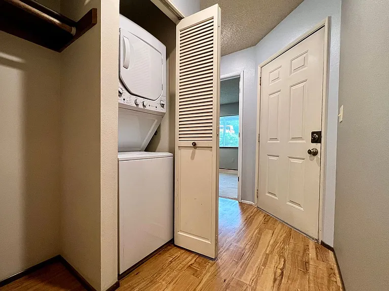 4656 SW Comus Pl — Photo 10