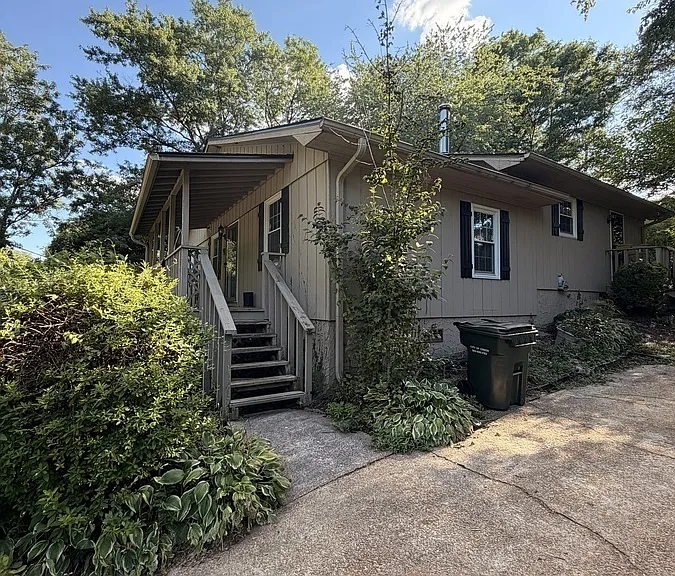 111 Tryon St #COPY — Photo 4