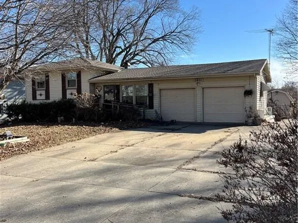 3401 NE 67th St, Kansas City, MO 64119