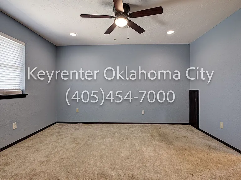 10912 N Blackwelder Ave — Photo 25