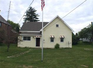 502 N Mulberry St, Farmland, IN 47340