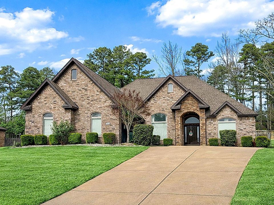 1st image of 542 Scarlet Oaks Dr