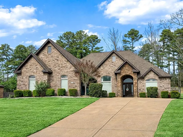 542 Scarlet Oaks Dr, Benton, AR 72019