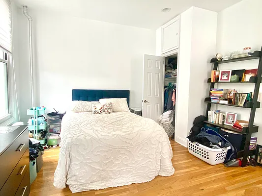 Rented by Corcoran | media 25