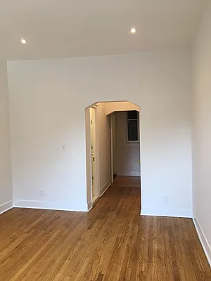 Rented by Performing Assets Corp | media 20