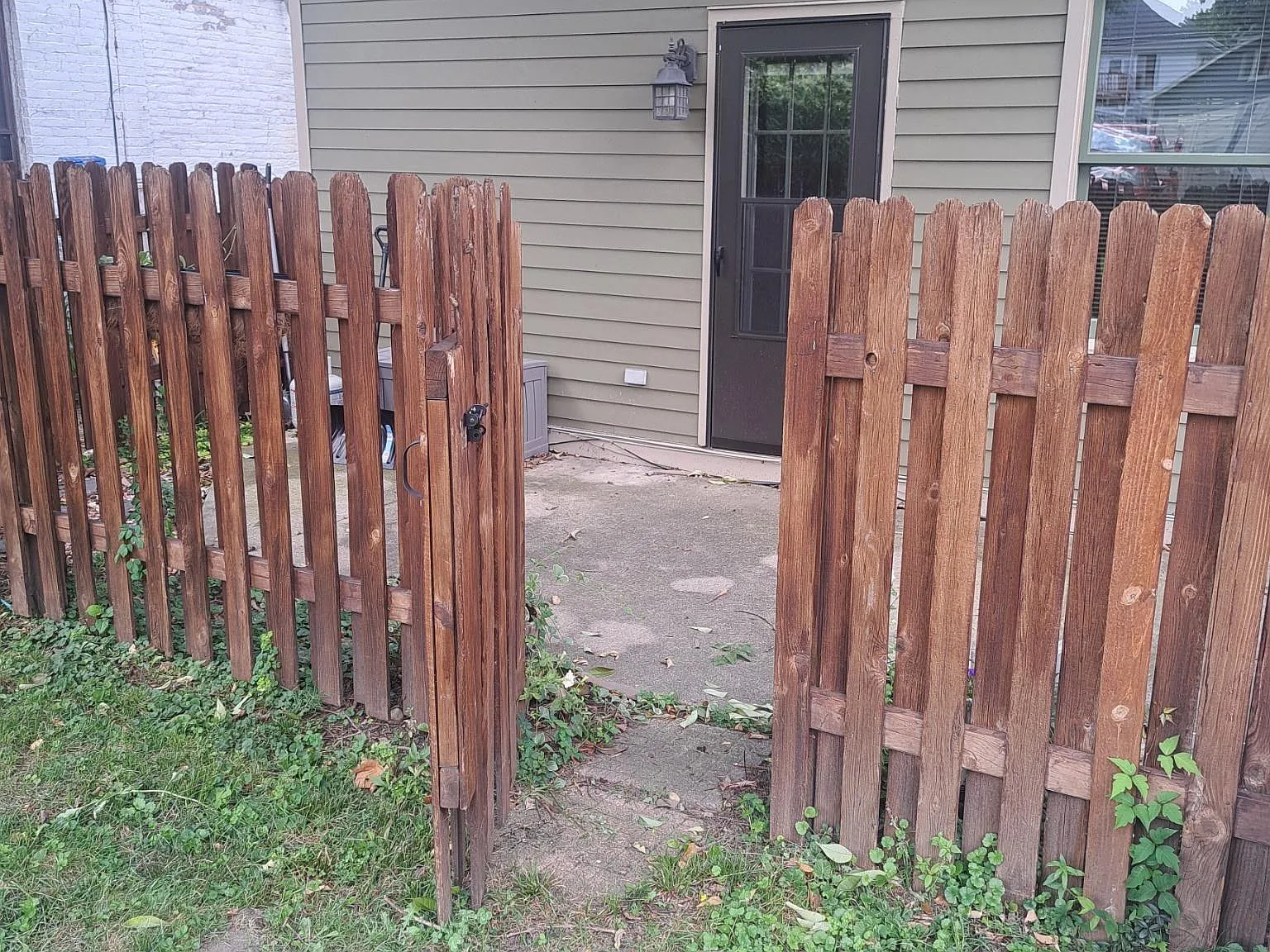 2 bed, 1.0 bath, 1125 sqft, $1,600 — Photo 3