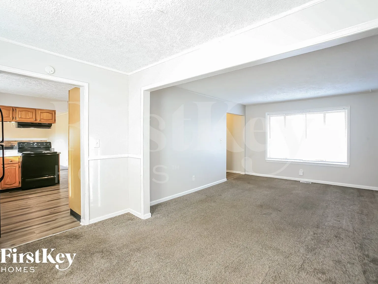 3 bed, 1.5 bath, 1508 sqft, $1,825 — Photo 4