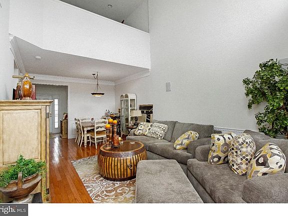 4th image of 42 Borton Ave