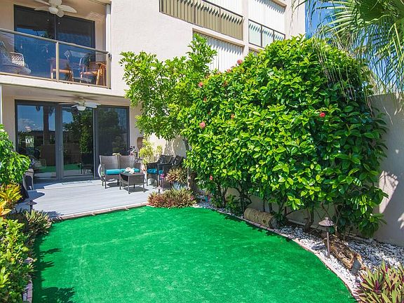 2nd image of 355 S Ocean Drive #106