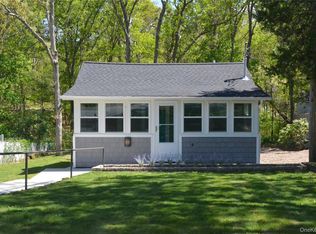 4 Wyandanch Trl, Ridge, NY 11961
