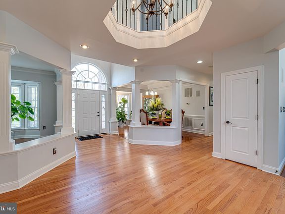 2nd image of 14151 Baneberry Cir