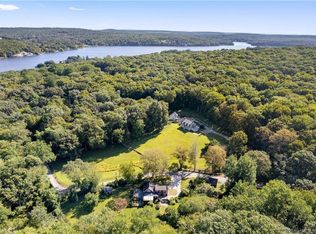 46 Meadow Woods Rd, Deep River, CT 06417