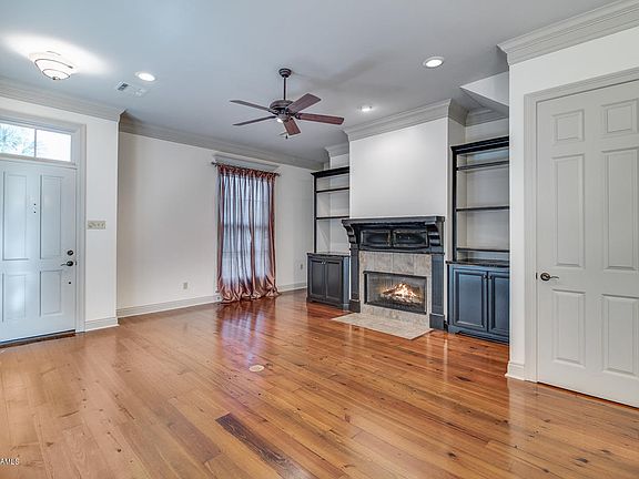 5th image of 210 Elysian Fields Dr