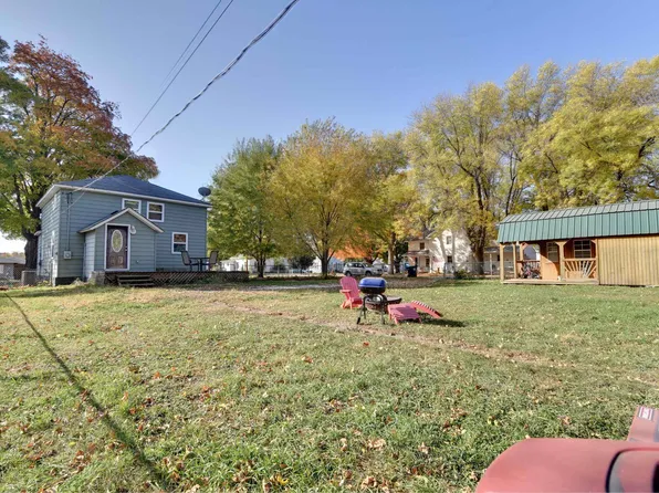 800 A Ave, Armstrong, IA 50514