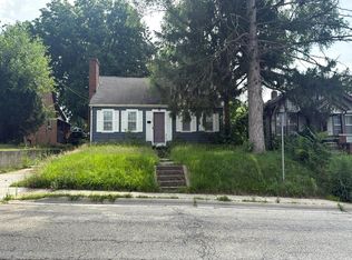 222 S Rockford Ave, Rockford, IL 61104
