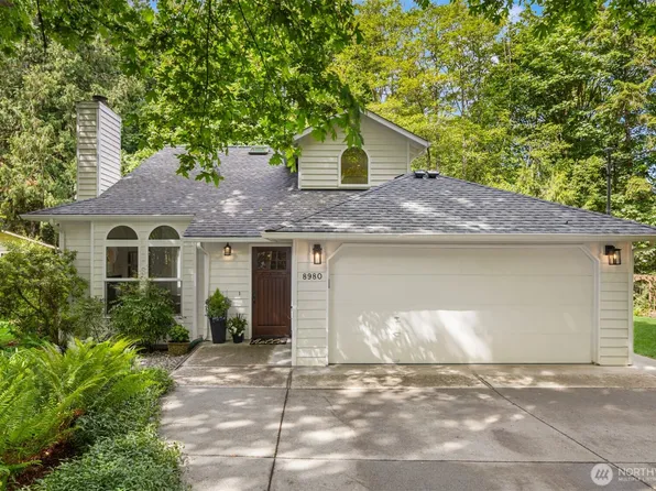 8980 Bay Street NE, Bainbridge Island, WA 98110