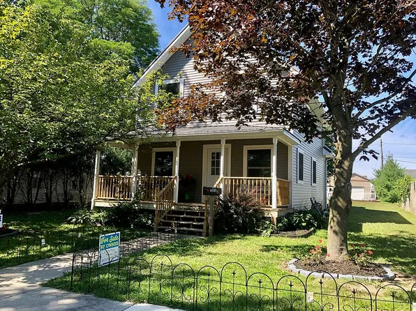 104 S Columbia Ave, Scottville, MI 49454