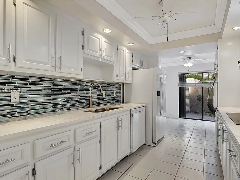 205 Dunwoody Ln #1785 — Photo 31